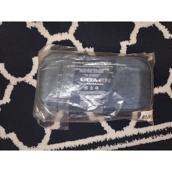 NEW COACH MEN BLACK TRAVEL TOILETRY KIT SHAVING CASE BAG POUCH NEW - Picture 2 of 3